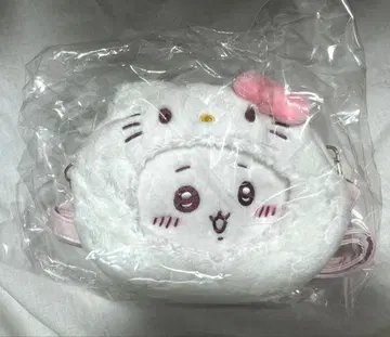 치이카와 산리오 콜라보 헬로키티 미니백