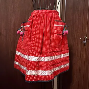 MILK 딸기 장식 스커트