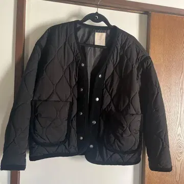 블랙 퀼팅 자켓