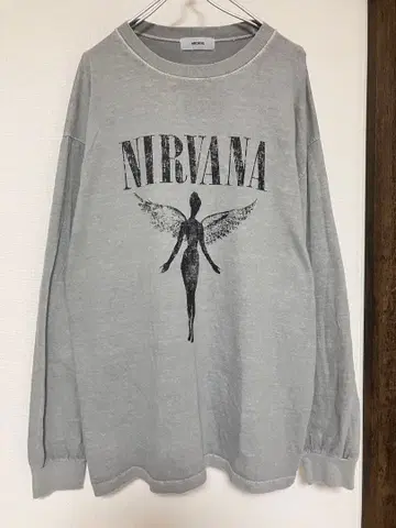 [ NIRVANA 너바나 ] 롱 슬리브 티셔츠 천사 프린트 구제 의류