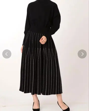 러그나무 문 블랙 니트 롱 원피스