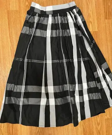 미사용 새상품 애프터눈 티 스커트