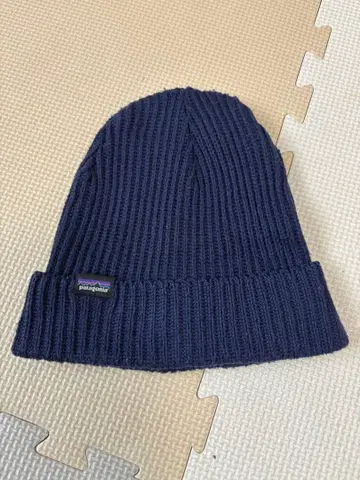 Patagonia 네이비 니트 모자