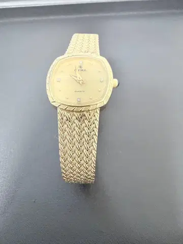 CYMA 골드 쿼츠 손목시계