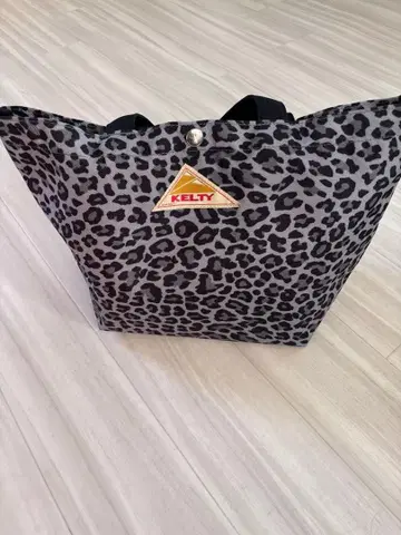 KELTY 레오파드 무늬 토트백