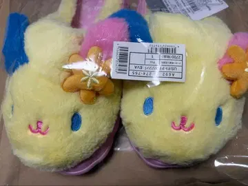 산리오 우사하나 페이스 모양 슬리퍼