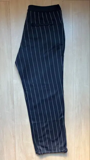 Y-3 블랙 스트라이프 슬랙스