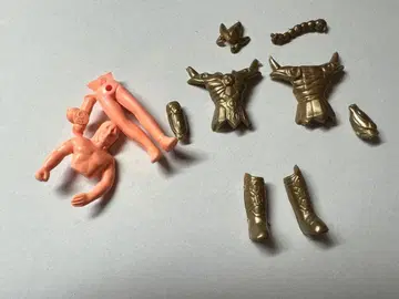 세인트 세이야 가챠 지우개 크로스 업 전갈자리 스콜피온 미로