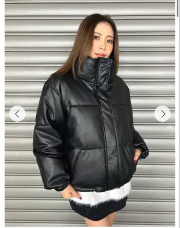 EGOIST 스탠드 카라 인조 가죽 패딩 자켓 2025