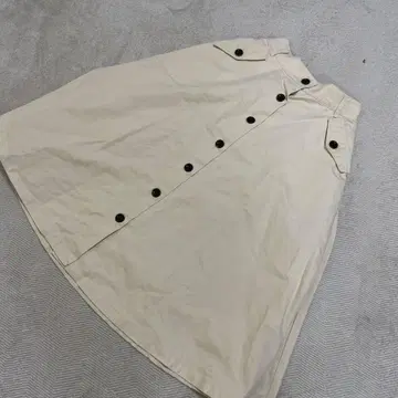 베이지 버튼 롱 스커트