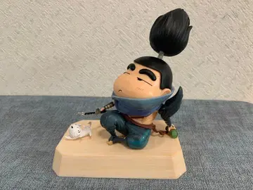 코스프레 짱구는 못말려(크레용 신짱) 서핑 피규어