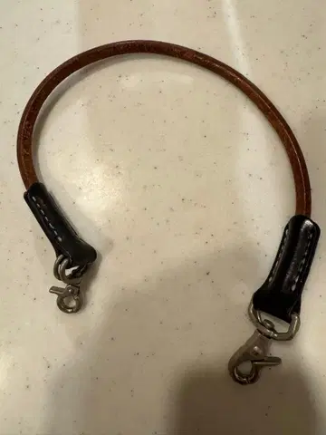 가죽 브라운 지갑 체인