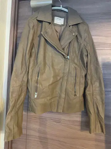 ZARA 베이지 가죽 라이더 자켓