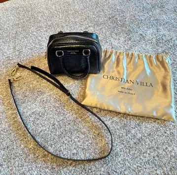 크리스천 빌라 숄더 악어 엠보