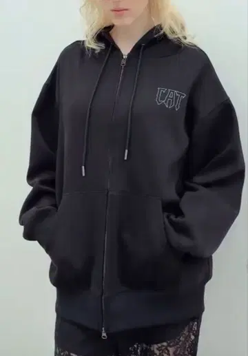 wcj CAT OF THE WORLD ZIP UP HOODIE 블랙