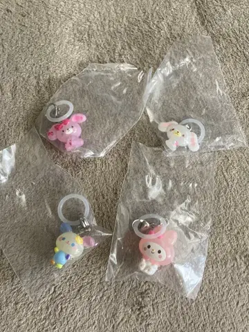 산리오 윳루토메지루시 액세서리 가챠가챠