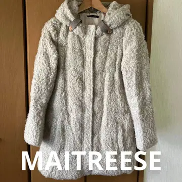 MAITRESSE 후드 부착 보아풍 다운 자켓 9호