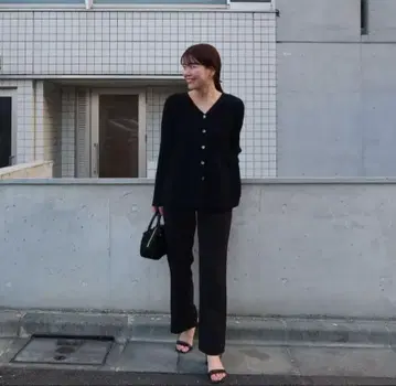 BASEMENT online 페플럼 리브 니트