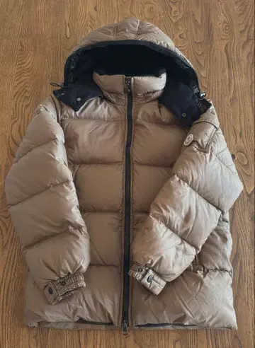 MONCLER 후드 부착 다운 자켓 00 브라운