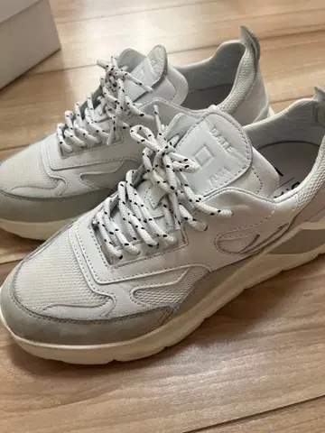 [ D.A.T.E./데이트 ] FUGA IENA 별주 스니커즈 내추럴