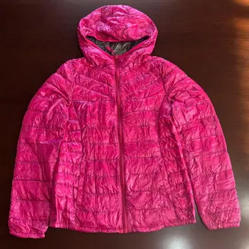 유니클로 울트라 라이트 다운 핑크 M 사이즈