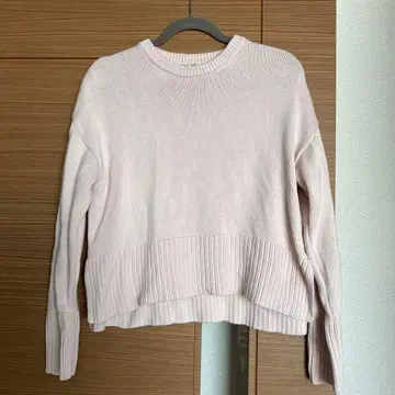 메종 에쉘 니트 상의