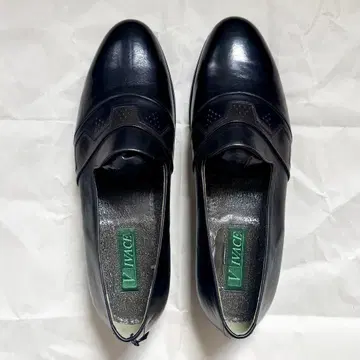 [ 새상품 ] VIVACE 블랙 로퍼