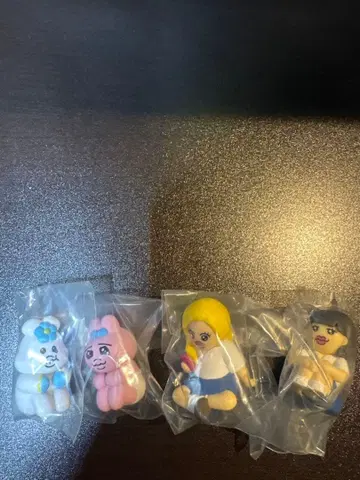 빤쮸토끼 & 뇸포챰 기다림 가챠가챠 세미 컴플리트 세트