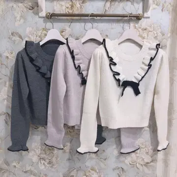 evelyn 바이컬러 리본 프릴 니트 화이트