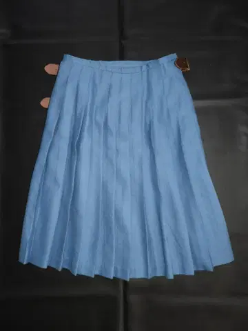 MACPHEE 맥피 울 아일랜드 랩 스커트