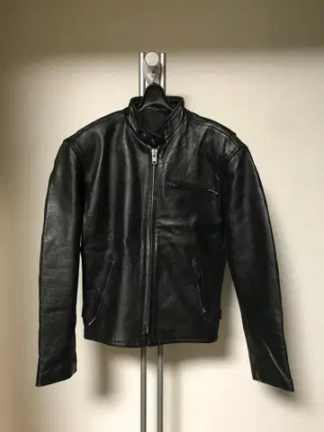 블랙 가죽 라이더 자켓 빈티지?