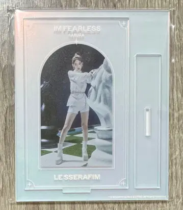 LESSERAFIM 아크릴 스탠드