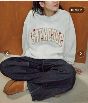 프릭스스토어 빅 로고 하트 자수 트레이닝복