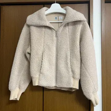 유니클로 보송보송 점퍼 M 보아 자켓 하이넥