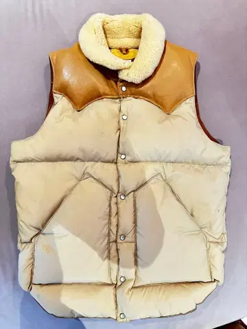 Rocky Mountain Featherbed Co. 다운 베스트 38