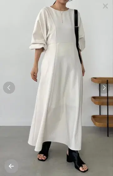 CAPRICIEUX LE MAGE 폼 슬리브 원피스