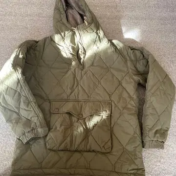 BLACK REBEL 퀼팅 후드티 올리브 그린