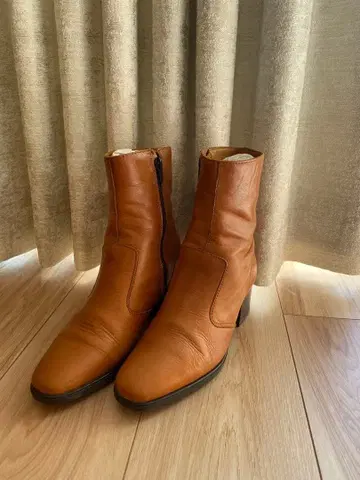 이탈리아제 브라운 가죽 앵클부츠