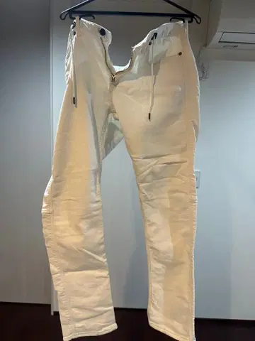 TAVERNITI SO JEANS 화이트 데님