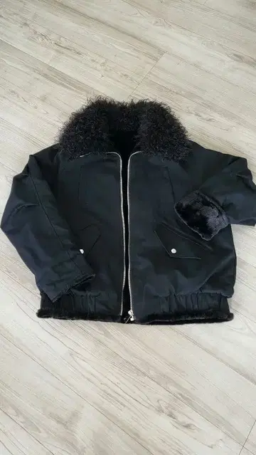 새상품급 옷깃 퍼 포함 블루종