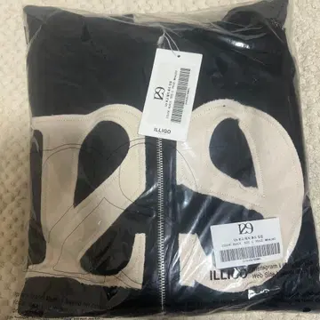 미사용 새상품 ILLIGO 블랙 집업 후드티