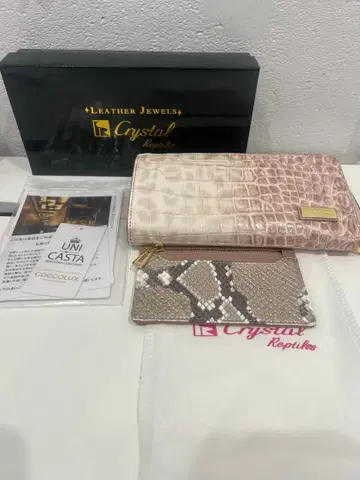 Leather Jewels 악어 무늬 장지갑