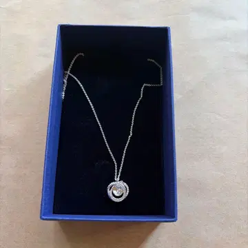 Swarovski 크리스탈 펜던트 목걸이