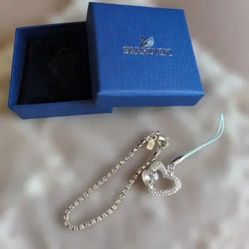Swarovski 팔찌 & 하트형 참