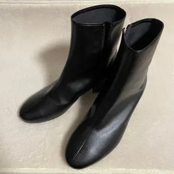 로데스코 어반 리서치 EMELINA 플레인 부츠 숏부츠