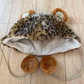 레오파드 무늬 팬 캡 귀 포함 모자