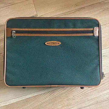 TWIN-CAM 다크 그린 비즈니스 백