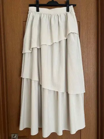 [ 새상품 미사용 ] 플레어 롱 스커트