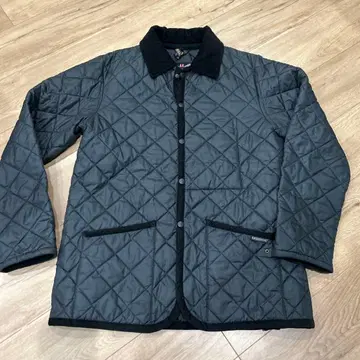 새상품급 LAVENHAM 라벤햄 퀼팅 자켓 블랙 40 L
