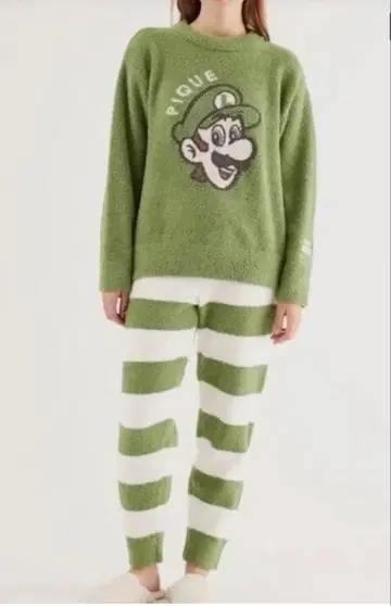 루이지 자수 플리스 룸웨어 M 사이즈